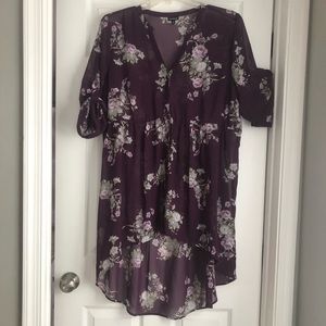 TORRID- High / Low Blouse